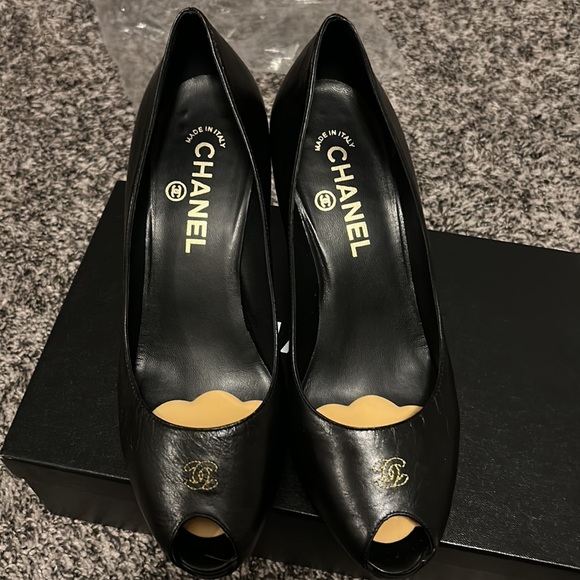 Chanel peep toe high heel leather is like butter size 38 - Picture 5 of 10